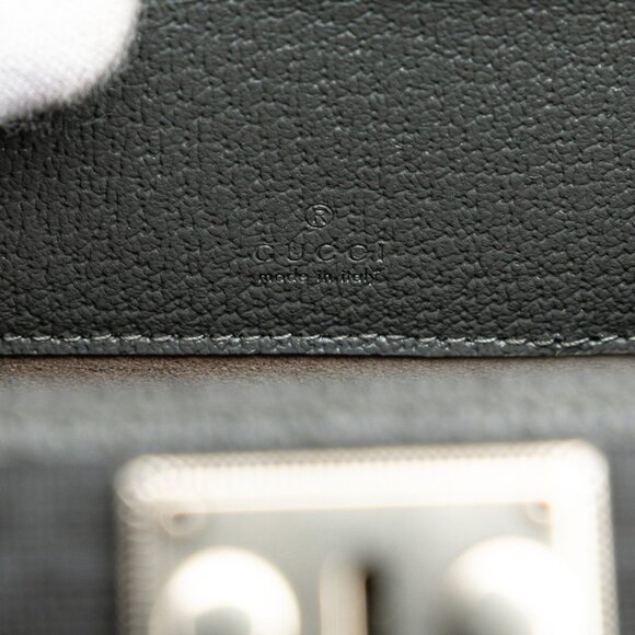 GUCCI Black Leather Shoulder Bag - Picture 7 of 10